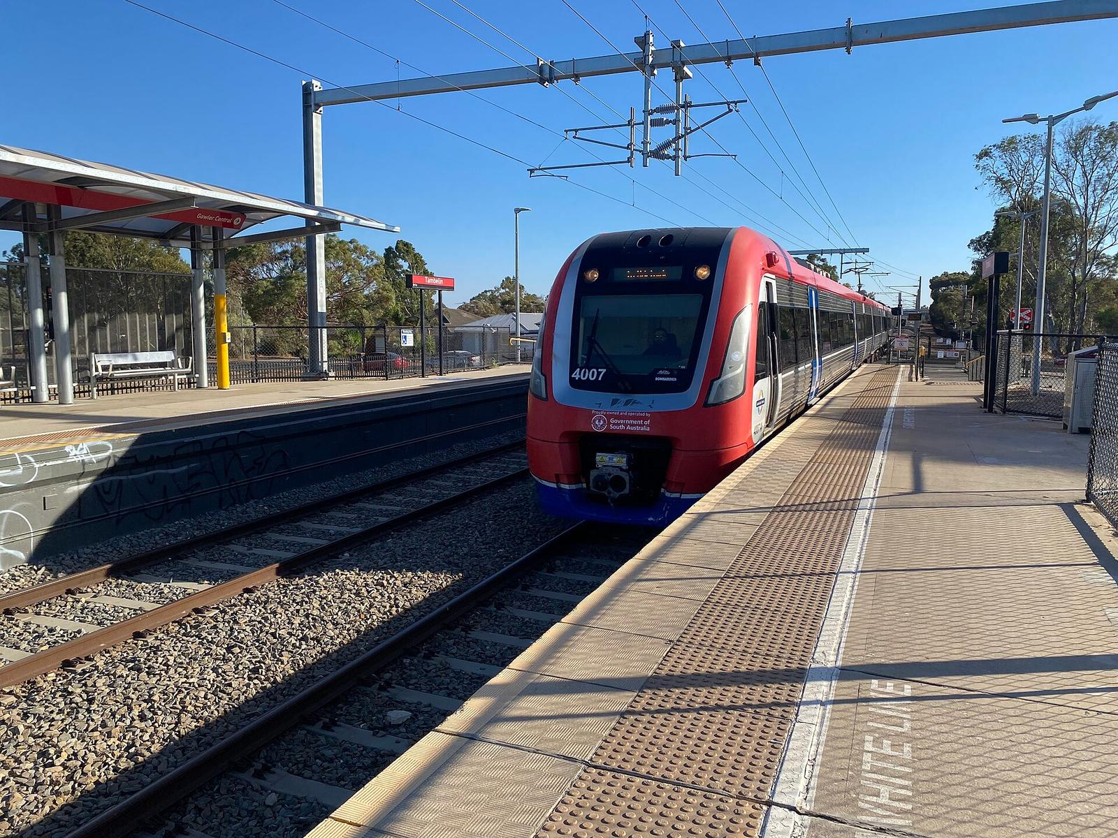 Adelaide Metro A City 4007 Approaches Tambelin 20250208 083346